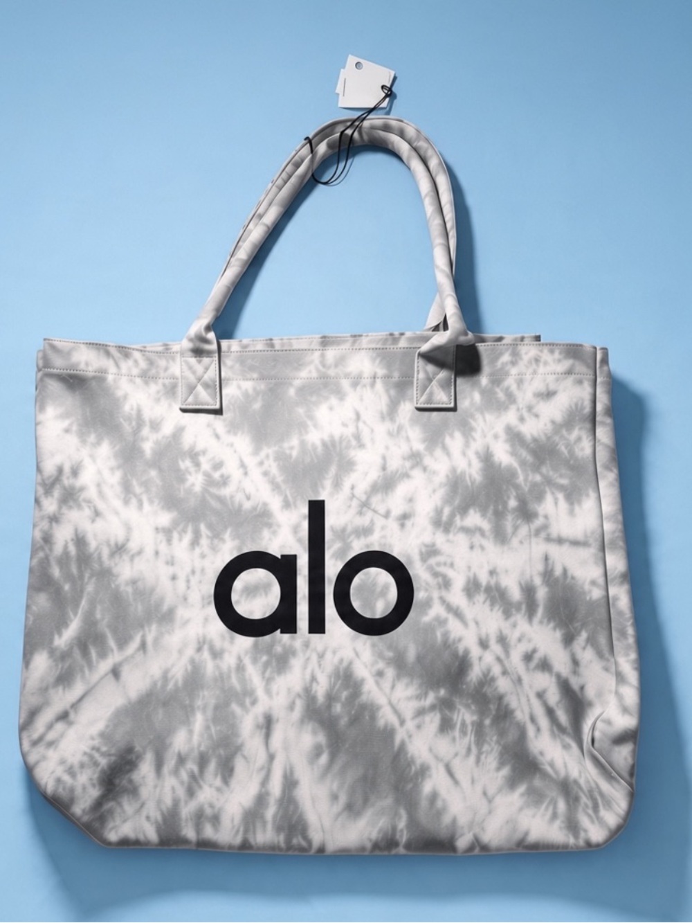 NWT Iconic ALO Yoga Grey & white Tie-Dye Logo Tote